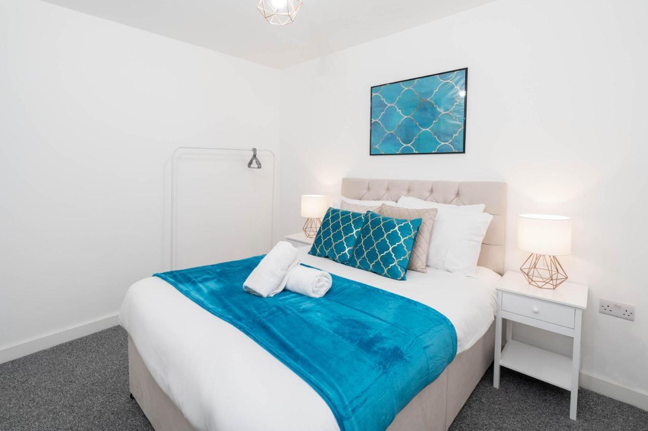 Two Bedroom Apartment - En Suites - Smart Tv'S - Wifi - Netflix - Bearwood Birmingham Exterior photo