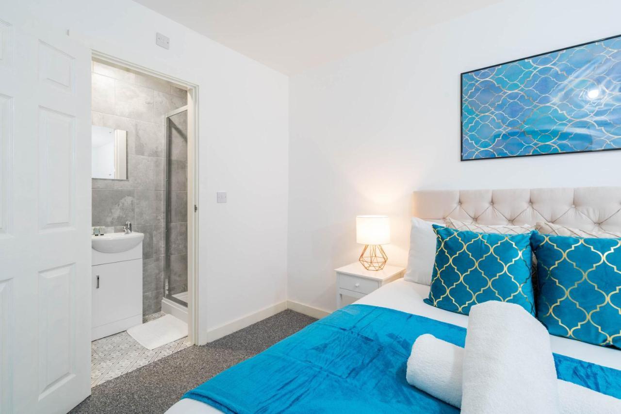 Two Bedroom Apartment - En Suites - Smart Tv'S - Wifi - Netflix - Bearwood Birmingham Exterior photo